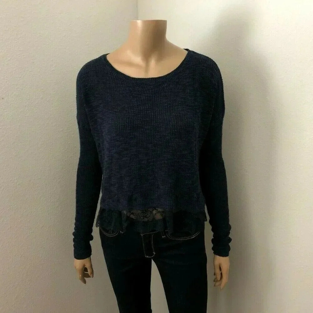 Hollister Knit Sweater Size XS/S Lace Trim
